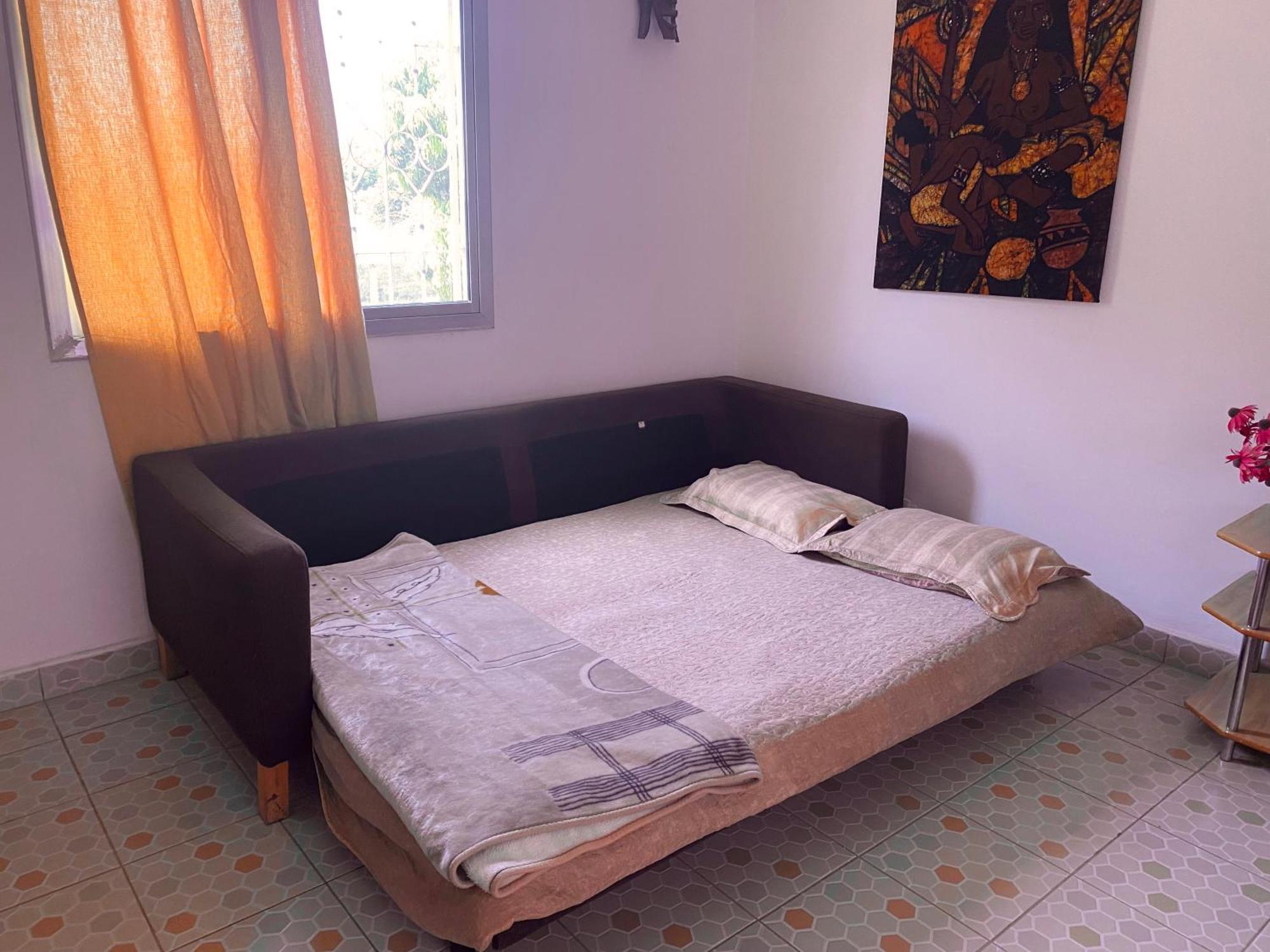 Hotel Dabo House Brufut Esterno foto